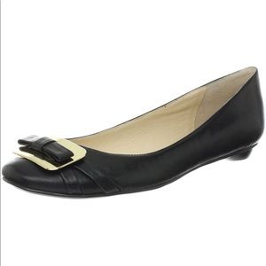 Nine West Reuben black leather flats low heel size 7.5